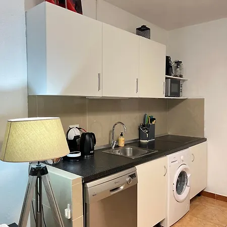 Ocean Sunset 2 Bedroom Apartment *